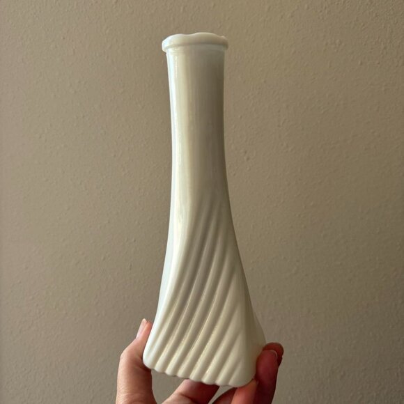 Milk Glass Bud Vase with Twisted Swirl Pattern - Picture 2 of 6